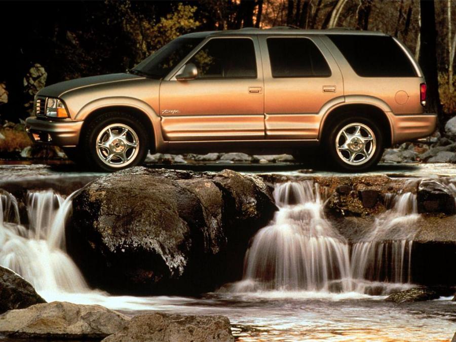  Oldsmobile Bravada X-Scape Concept 1998 года  (фото 9 из 10)